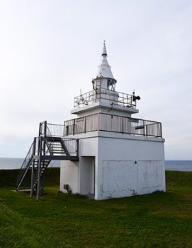 江差町の鴎島灯台が「恋する灯台」に認定