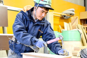 外国人労働者数、微増の2673人　道内建設業21年10月末